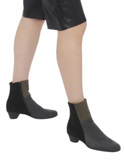 Femme^Arche Boots Cynaba