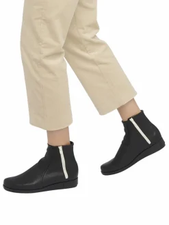 Femme^Arche Boots Dayzaa