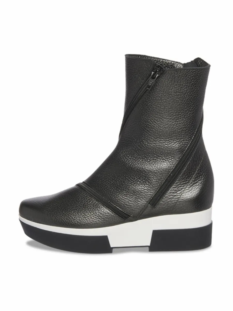 Femme^Arche Boots Fylzyp