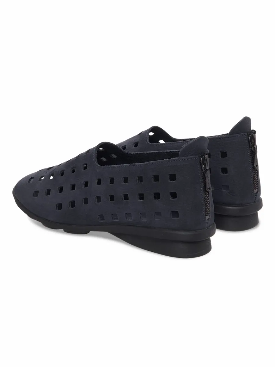 Slip On^Arche Slip On Drick