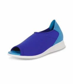 Femme^Arche Slip On Gaorey